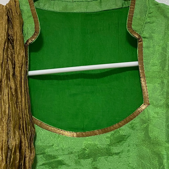 Indian Ethnic Set of 3 - Picture 2 of 7